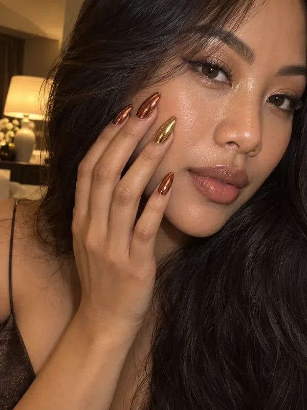 Copper Chrome gel nail design