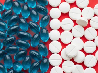 Ibuprofen กับ Paracetamol ต่างกันยังไง? เลือกตัวไหนดี