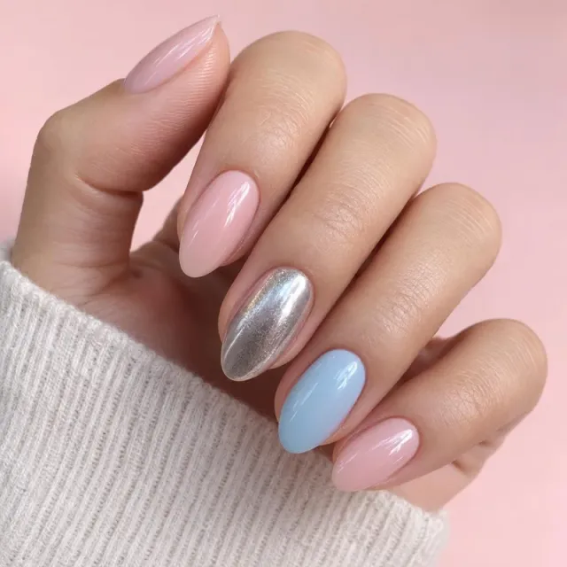 Lucky nail colors for Friday